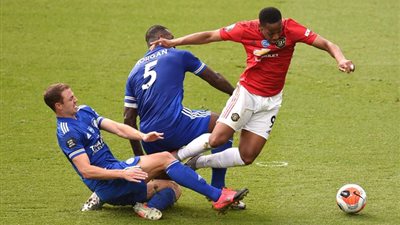 مانشستر يونايتد يواجه إشبيلية في قمة مشتعلة بنصف نهائي الدوري الأوروبي