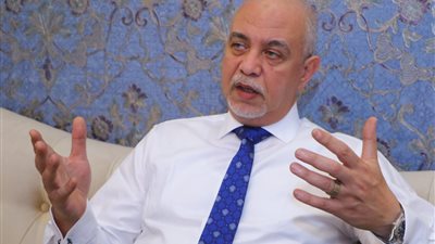 الوفد: السيسي يسدد فاتورة فساد الماضي.. والدولة تتحمل الجزء الأكبر من تكلفة الخدمات