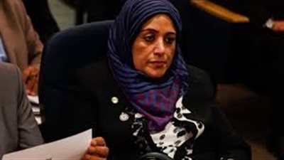 برلمانية: المعلم يتقاضى راتبه وفقًا لعام 2014 ويُجازى على أساس علاوات 2020