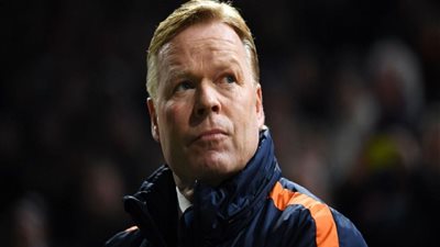 أول صفقات برشلونة في عهد كومان