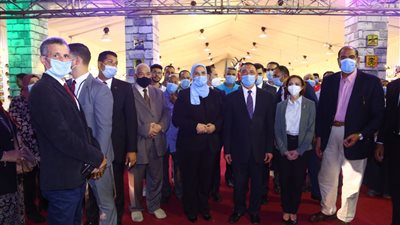 وزيرة التضامن تفتتح معرض ديارنا في الإسكندرية (صور)