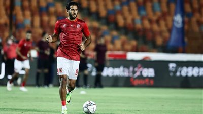 الأهلي ينقلب على مروان محسن