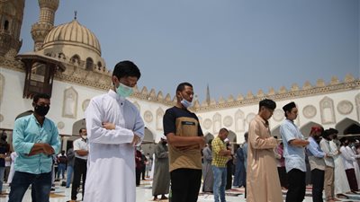 خطيب الجامع الأزهر: شكر الله على نعمة عودة صلاة الجمعة يكون بالاتزام بالتدابير الاحترازية