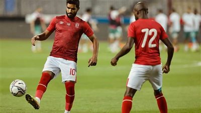 نجم الأهلي السابق: جيرالدو لا يستحق اللعب للأهلي.. وأجايي لم يحضر منذ كورونا 