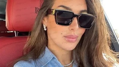 شاهد.. أول ظهرو لياسمين صبري داخل سيارتها الجديدة