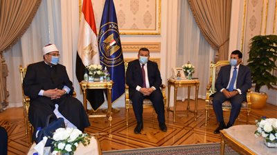 وزراء الشباب والإعلام والأوقاف يناقشون إطلاق مبادرة بناء الشخصية