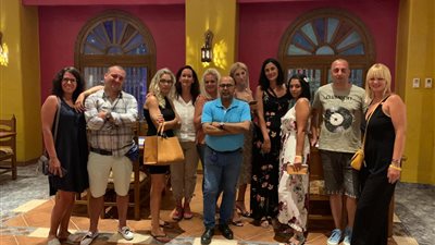 وفد ممثلي شركات السياحة الصربية يشيد بفنادق الغردقة لتطبيقها الإجراءات الاحترازية