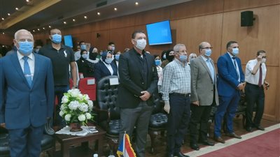 محافظ بورسعيد: نواجه حرب شرسة ضد مصر وشبابها