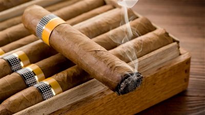 الشرقية للدخان توضح حقيقة رفع أسعار السجائر (فيديو)