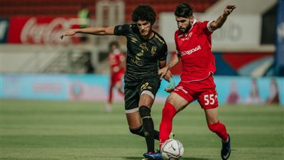 الأهلي يَعبر الحدود بثنائية ويقترب خطوة مهمة من لقب الدوري