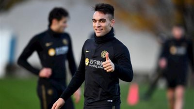 أخر مستجدات مفاوضات برشلونة مع إنتر لضم لاوتارو مارتينيز