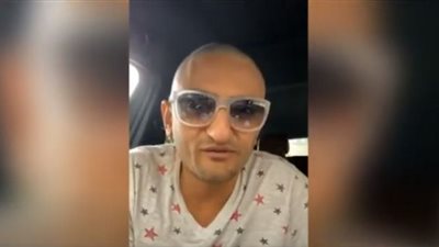 وائل غنيم يفضح علاقة المقاول الهارب محمد علي بالإخوان وقطر (فيديو)