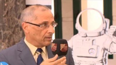 رئيس وكالة الفضاء يعلن مفاجأة للطلاب في العام الدراسي الجديد (فيديو)