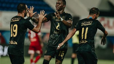 الأهلي يبدأ في تسويق نجمه تمهيدا لرحيله