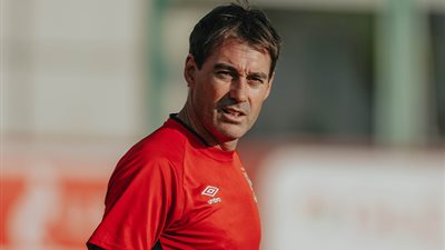 خاص.. عرض سويسري للتعاقد مع نجم الأهلي و فايلر يحسم موقفه