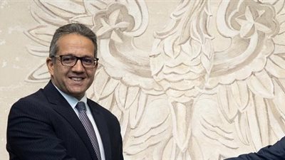 وزير السياحة والآثار يجري اتصالات هاتفية مع نظيريه السوداني والسعودي