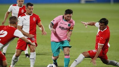 ميسي يقود برشلونة للفوز على جيرونا بثلاثية ودياً