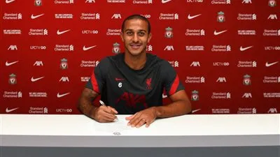 رسميًا.. ليفربول يتعاقد مع ألكانتارا