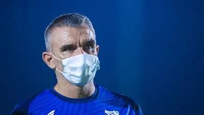 كارتيرون يكشف أسباب رحيله عن الزمالك بشكل مفاجئ