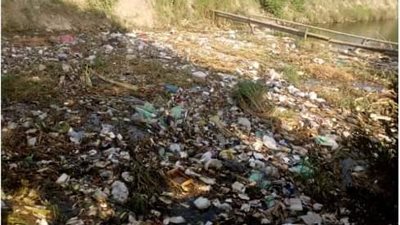 تطهير ترعة الشرقاوية بمدينة شبين القناطر استجابة لشكاوى المواطنين 