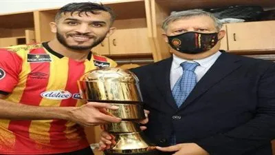 المنتخب الجزائري يستدعي رباعي الترجي