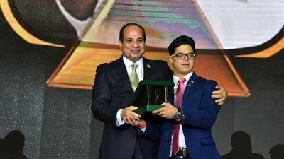 أهالي ذوي الهمم يستغيثون بالسيسي ووزير التعليم العالي لإلحاق أبنائهم بفنون تطبيقية (فيديو)