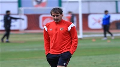 عاجل.. مدرب بوكا جونيور يقترب من خلافة فايلر