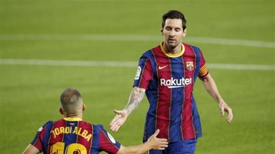 ميسي يفي بوعده لسواريز