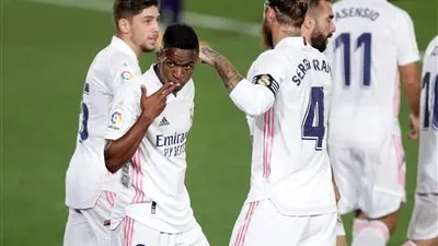 الدوري الإسباني.. ريال مدريد يعبر عقبة بلد الوليد بهدف فينيسيوس 