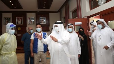 مدير عام الصحة بدبي يؤكد أهمية الالتزام بتدابير الوقاية من كورونا