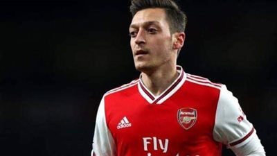 أوزيل يرفض عرض سعودي مغري