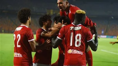 الأهلي يفقد نجمه في نصف نهائي دوري أبطال إفريقيا