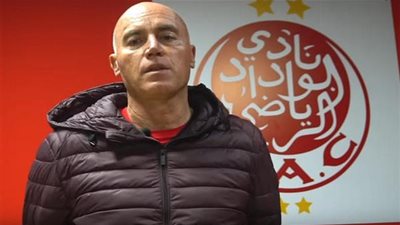 مدرب الوداد يتوعد الأهلي قبل موقعة نصف النهائي 