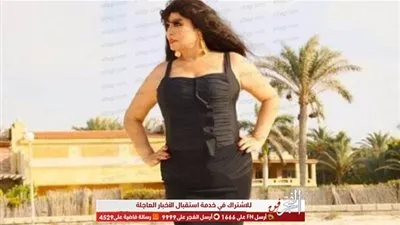 بفستان اسود مفتوح.. فيفي عبده تشعل 