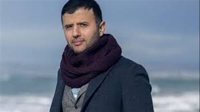 حمزة نمرة ينعى محمود ياسين ويأجل طرح أغنيته الجديدة 