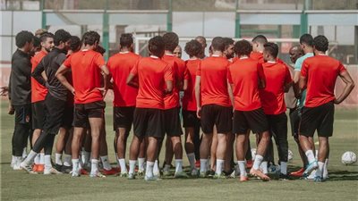 مران قوي لحراس الأهلي ووحدات بدنية متنوعة في تدريبات الفريق بالمغرب