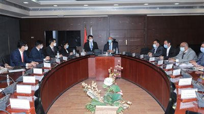 وزير النقل يبحث مع سفير كوريا الجنوبية التعاون في مجال مترو الأنفاق