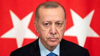 وسط انشغاله بأطماعه.. الرئيس التركي يُطيح باقتصاد بلاده