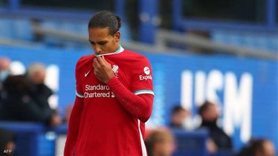 ليفربول يحدد 5 لاعبين لخلافة فان دايك