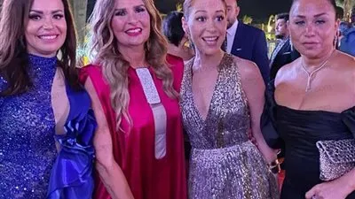 يسرا ومنة شلبي وإنجي علاء يجتمعن في حفل افتتاح مهرجان الجونة السينمائي