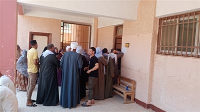انتخابات النواب 2020.. كبار السن يتوافدون على لجان بني سويف (صور)