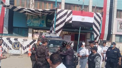 انتخابات النواب 2020.. مدير أمن بني سويف يتفقد التمركزات الأمنية بمحيط اللجان (صور)