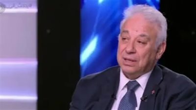 عضو لجنة الفيروسات: لا لقاح لفيروس كورونا قبل هذا الموعد (فيديو)