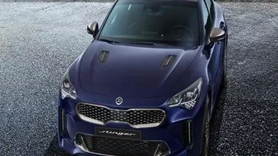 شركة كيا تكشف عن سيارتها الجديدة Stinger GT