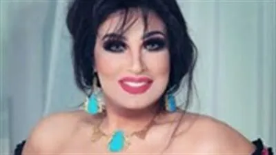 فيفى عبده تهنئ جمهورها بالمولد النبوى