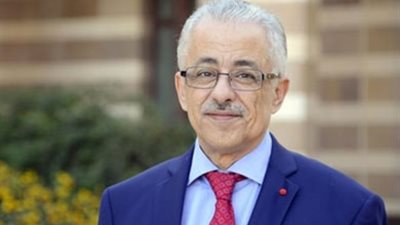 وزير التعليم ينتصر لطلاب المدارس الخاصة بشأن المصروفات (مستند)