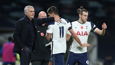 مورينيو يُدافع بقوة عن نجم توتنهام