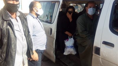 حملات مكثفة على مواقف 