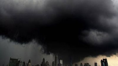 تعرف على سر اختفاء السحابة السوداء من مصر (فيديو)