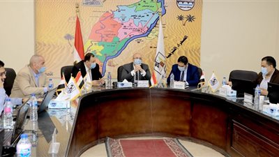 محافظ بني سويف من غرفة العمليات: التصويت منتظم بلجان إعادة النواب